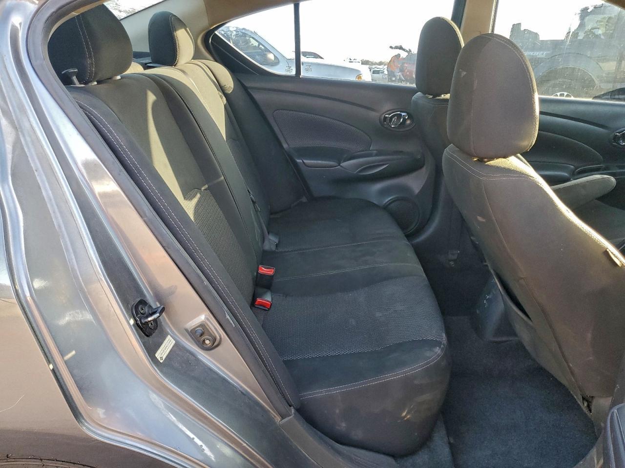 2019 NISSAN VERSA