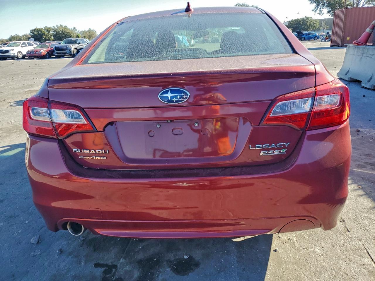 2016 SUBARU Legacy
