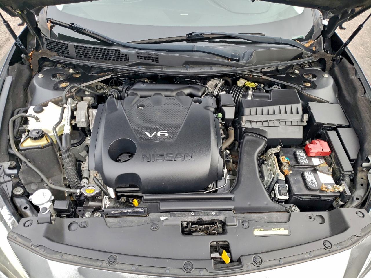 2017 NISSAN Maxima
