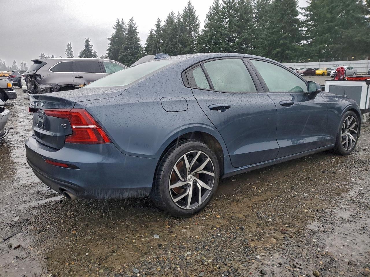 2020 VOLVO S60