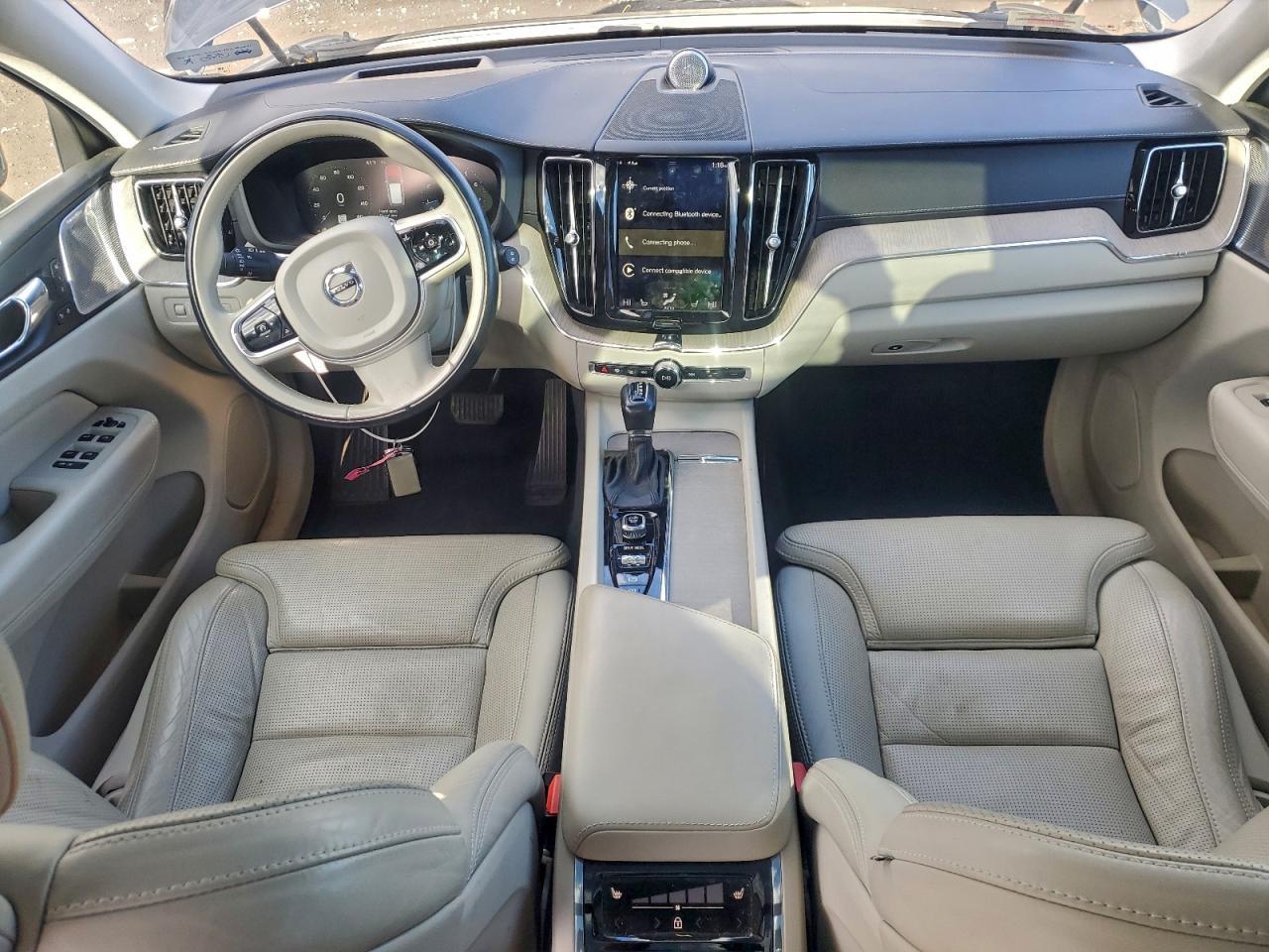 2018 VOLVO XC60