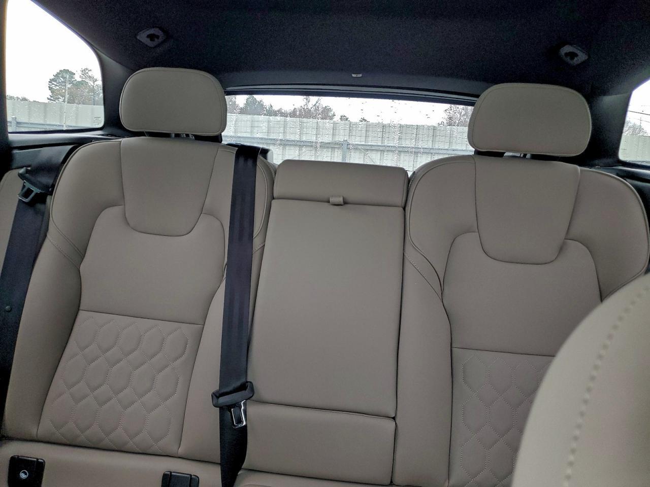 2026 VOLVO XC60