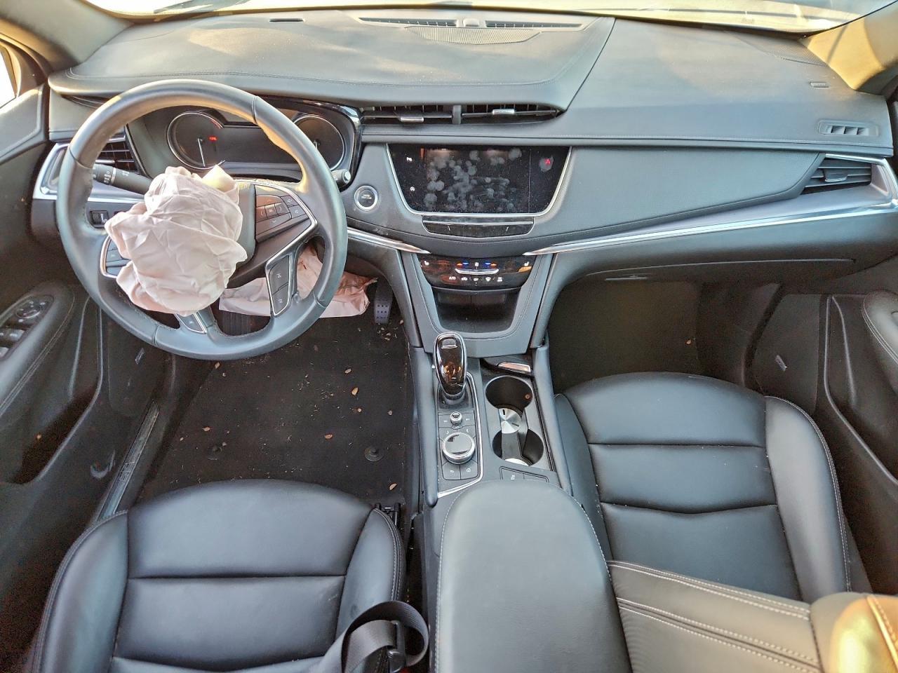 2021 CADILLAC XT5