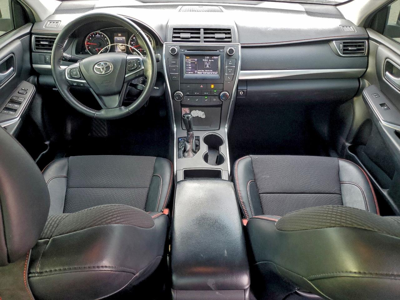 2016 TOYOTA CAMRY