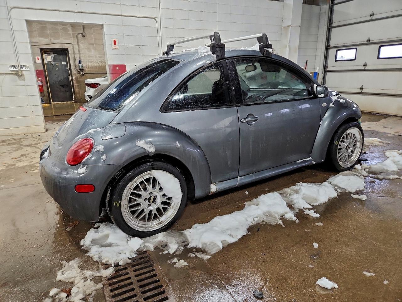 2003 VOLKSWAGEN Beetle