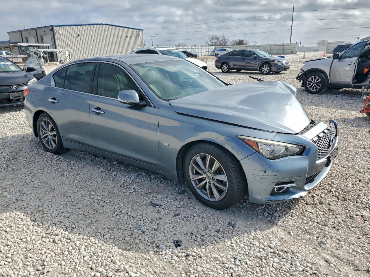2017 INFINITI Q50