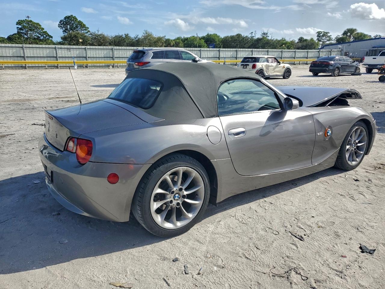 2003 BMW Z4