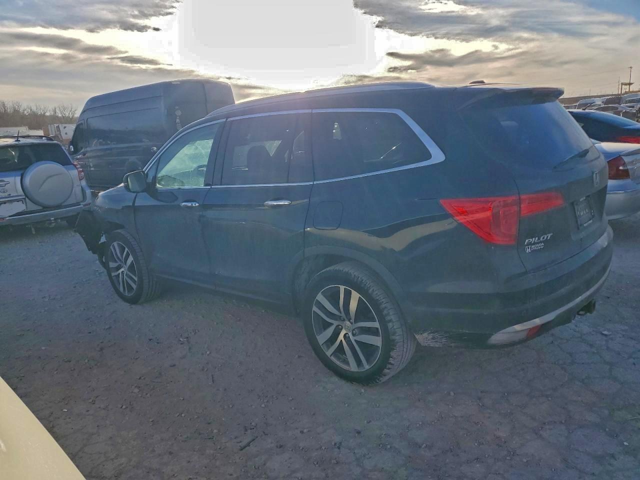 2016 HONDA PILOT