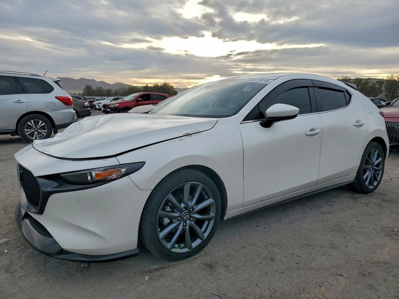 2019 MAZDA 3
