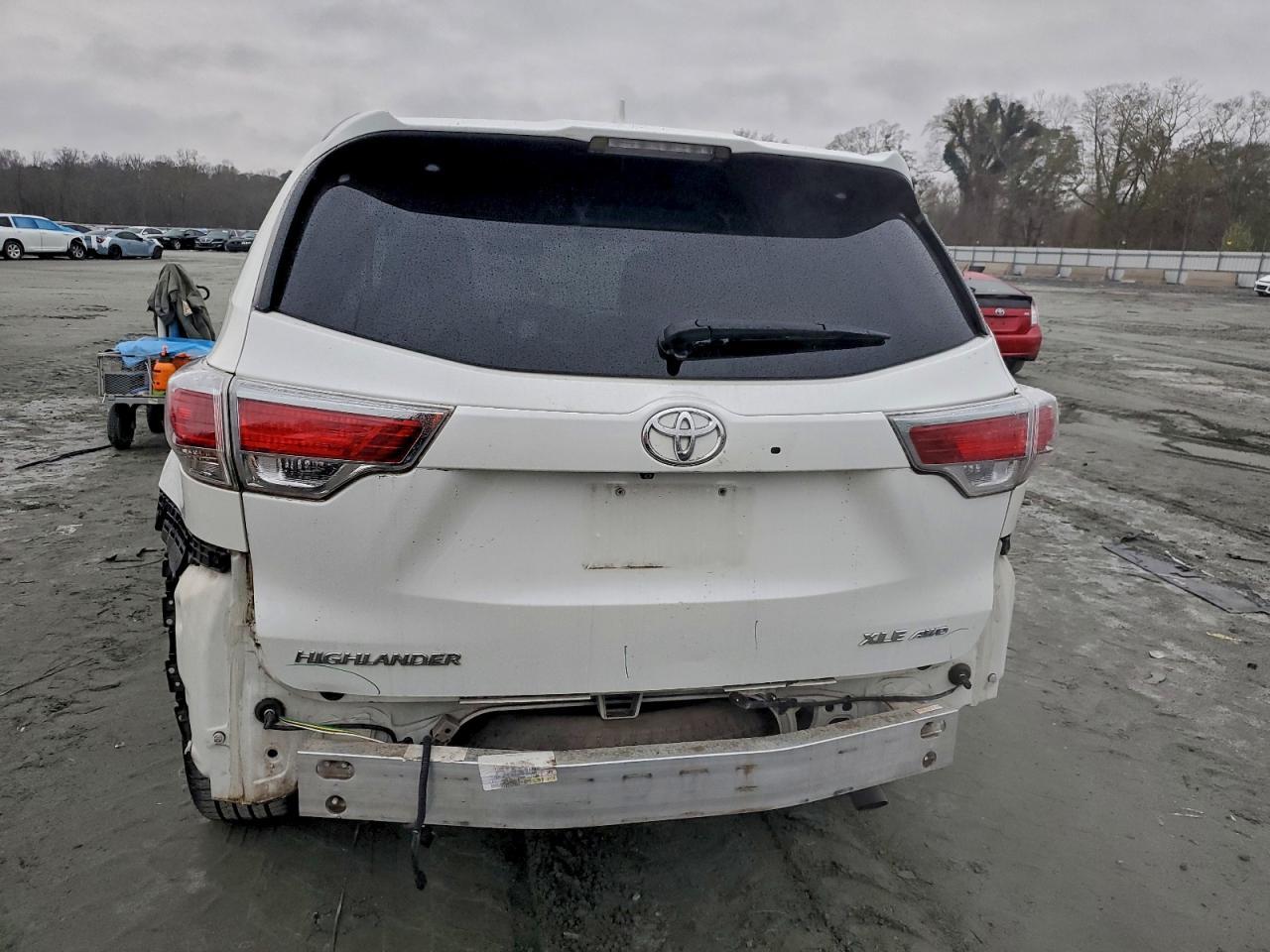 2014 TOYOTA HIGHLANDER