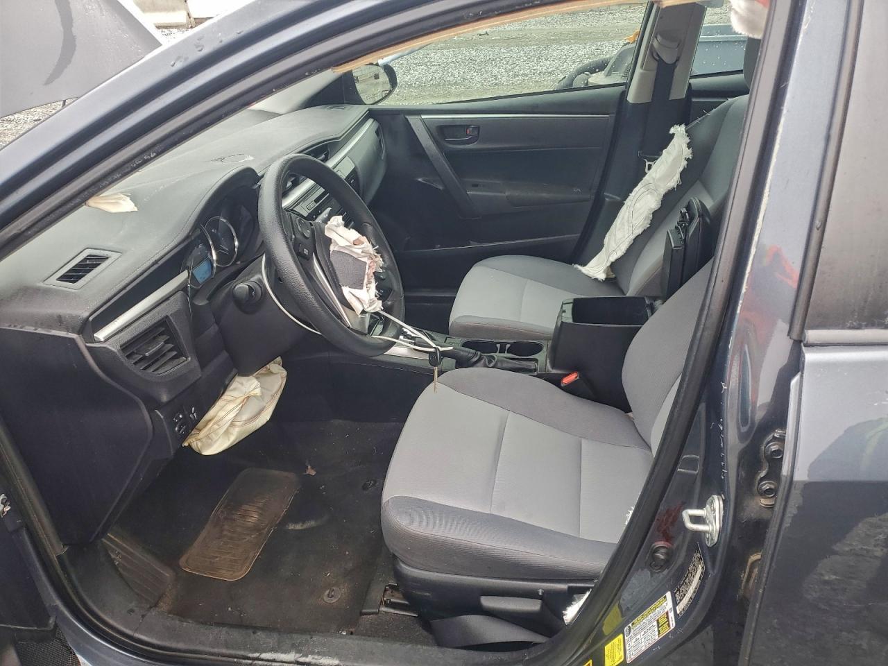 2015 TOYOTA COROLLA