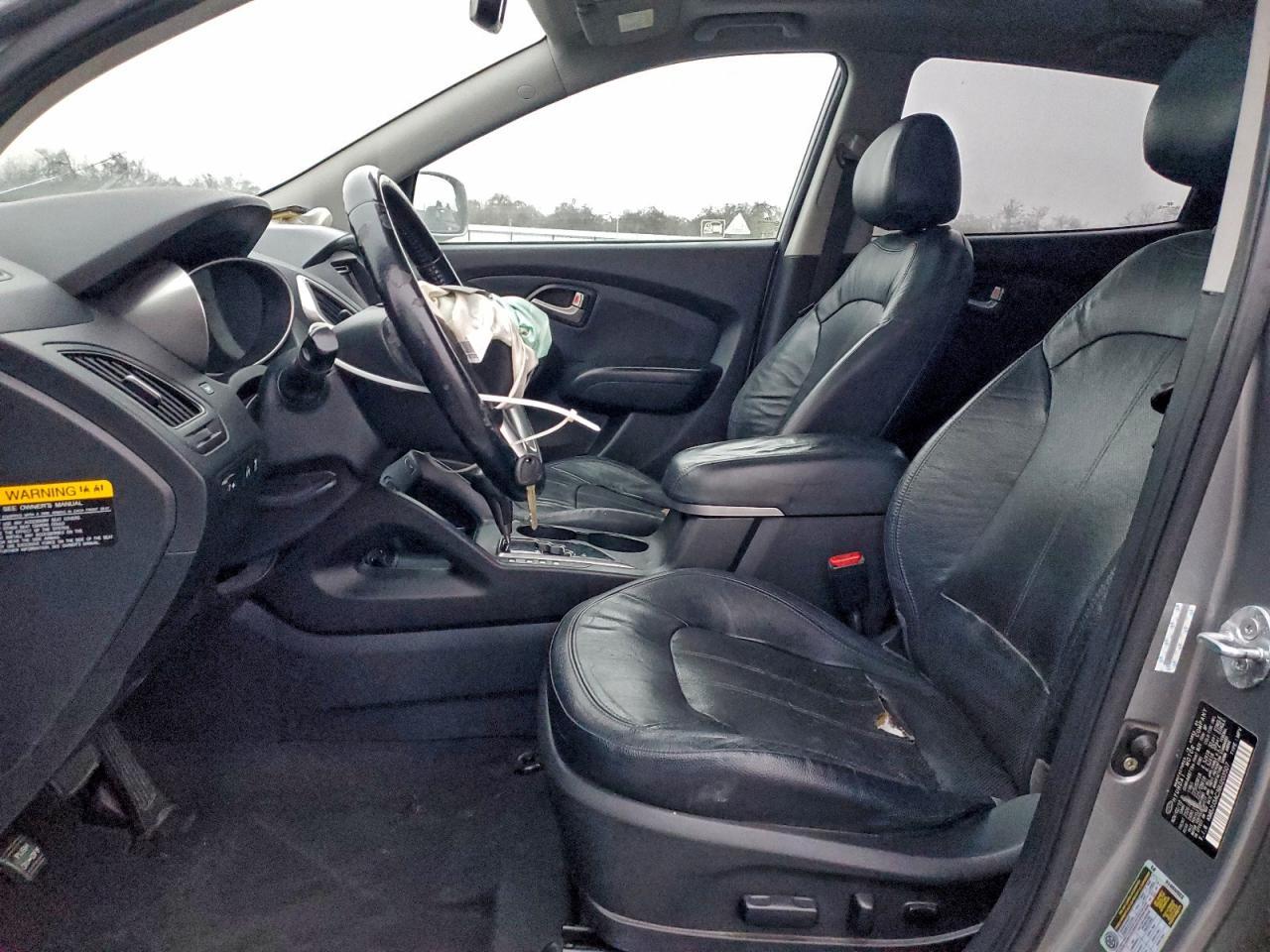 2011 HYUNDAI TUCSON