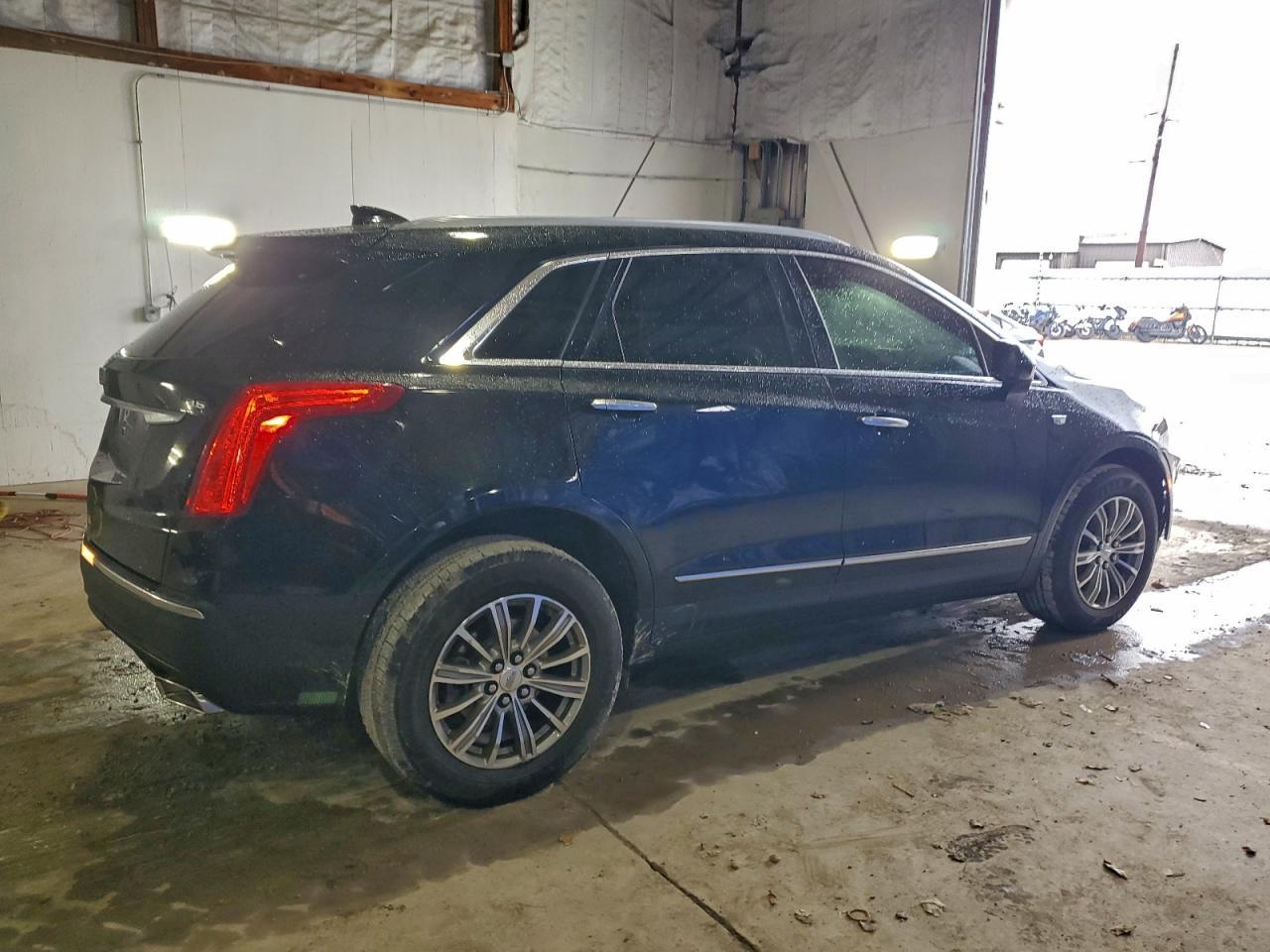 2017 CADILLAC XT5