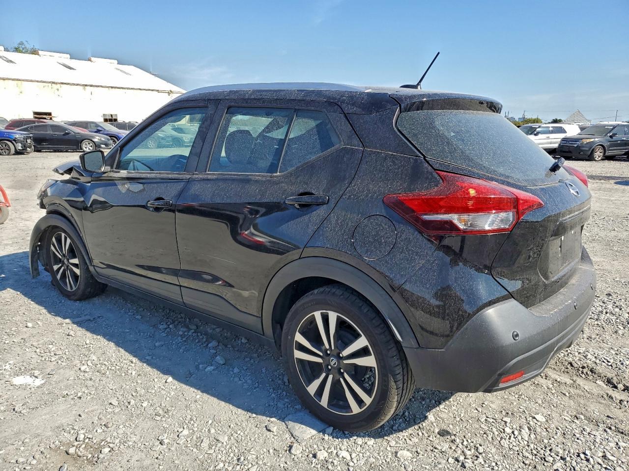 2020 NISSAN KICKS