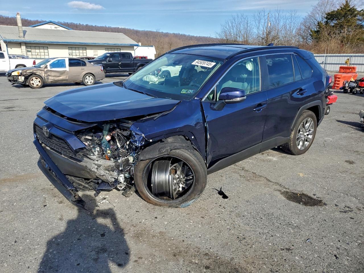 2025 TOYOTA RAV4