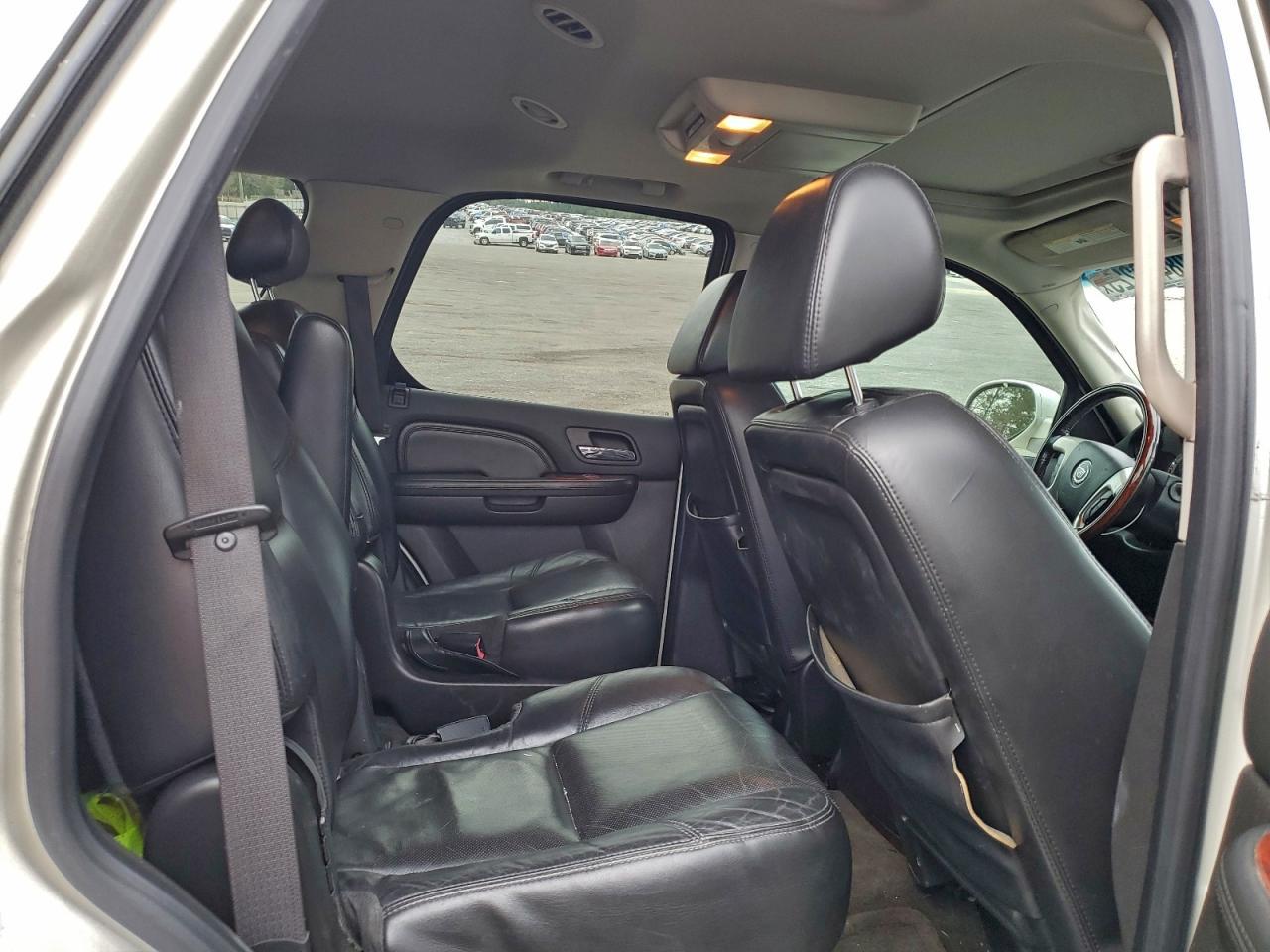 2009 CADILLAC ESCALADE