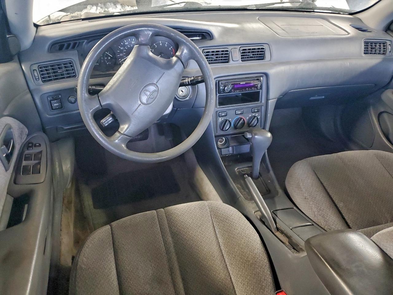 2001 TOYOTA CAMRY