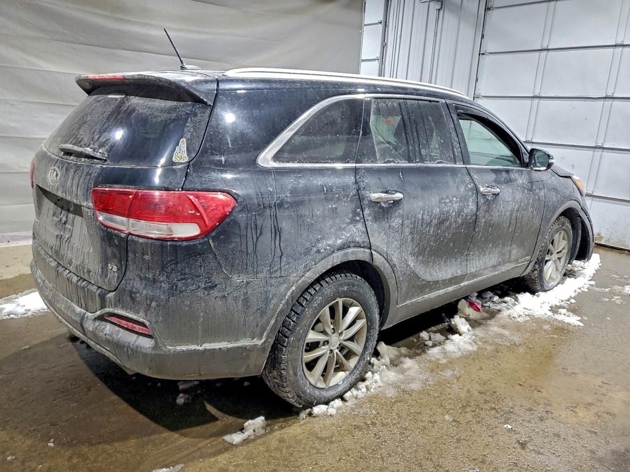 2017 KIA SORENTO