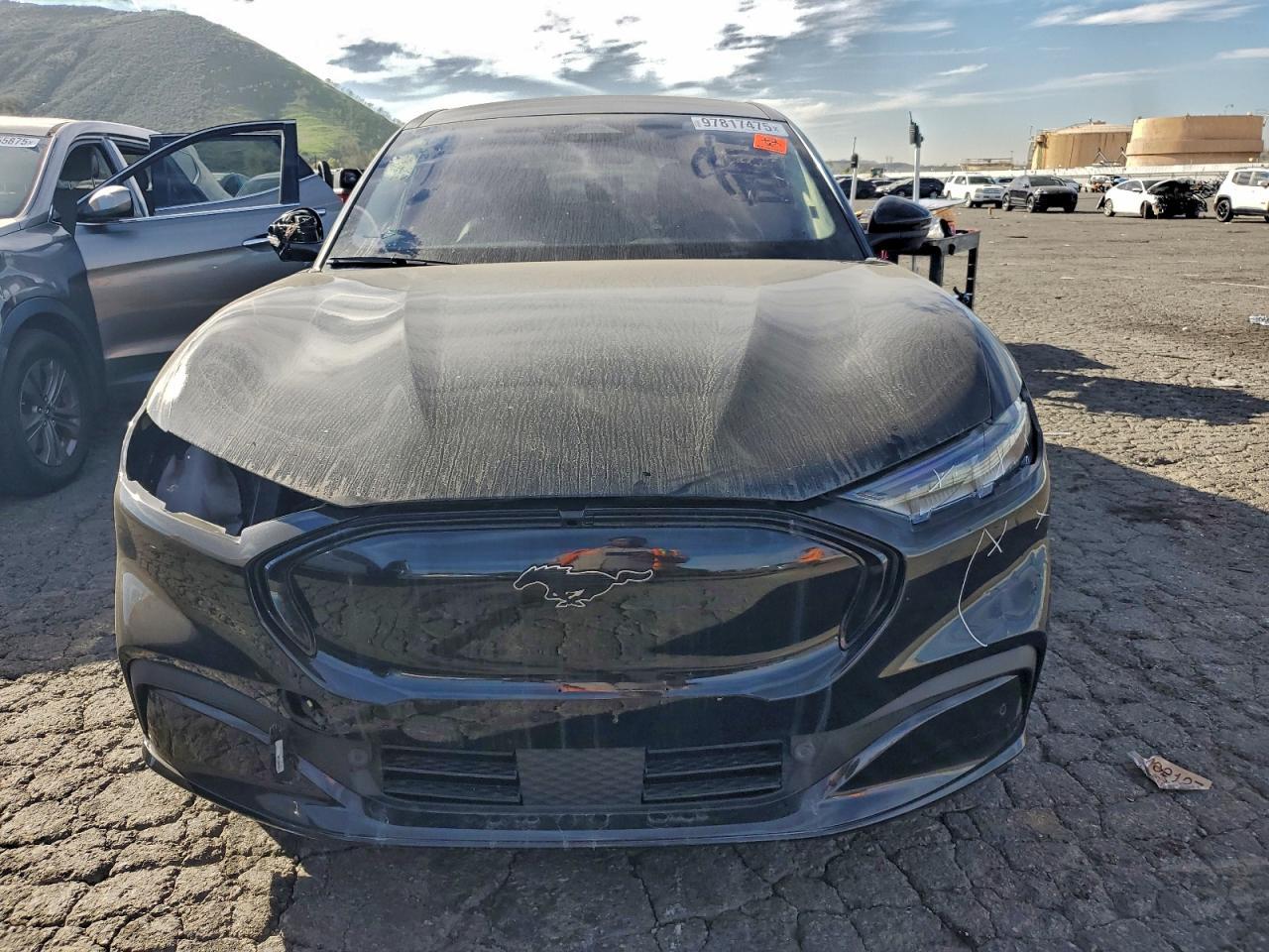 2023 FORD Mustang Mach-E