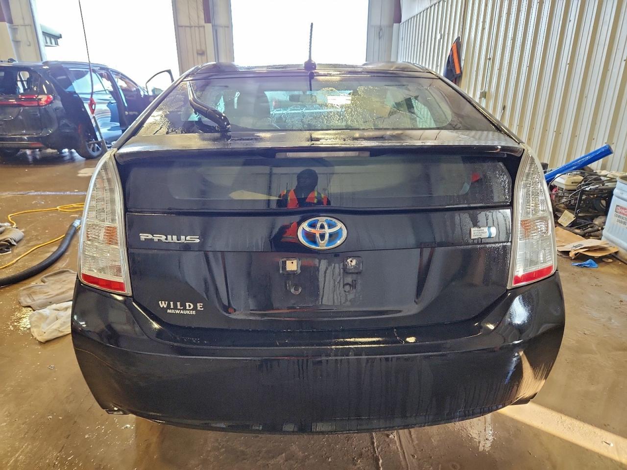2011 TOYOTA PRIUS