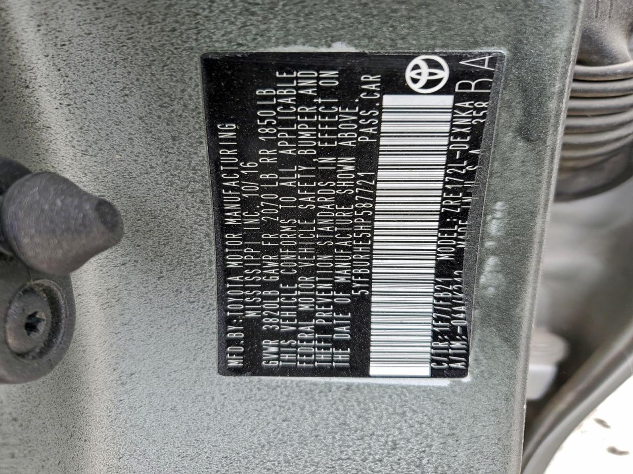 2017 TOYOTA COROLLA