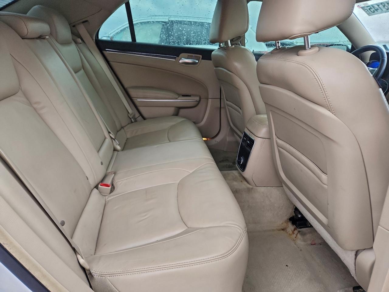 2012 CHRYSLER 300
