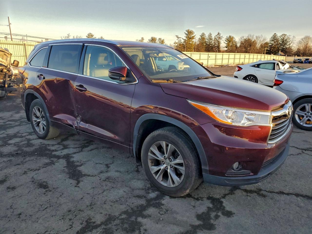 2015 TOYOTA HIGHLANDER