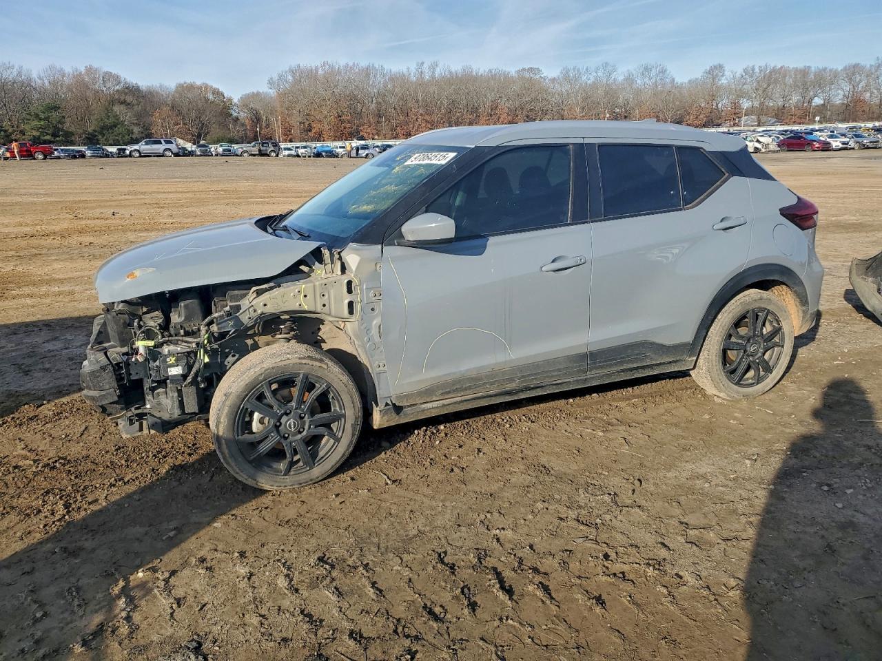 2022 NISSAN KICKS
