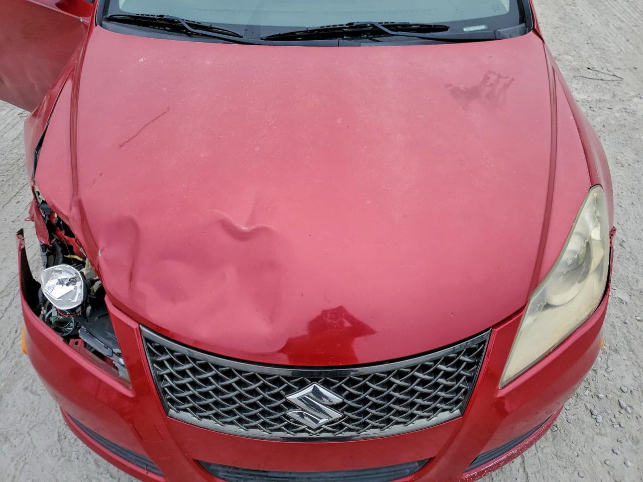 2012 SUZUKI Kizashi