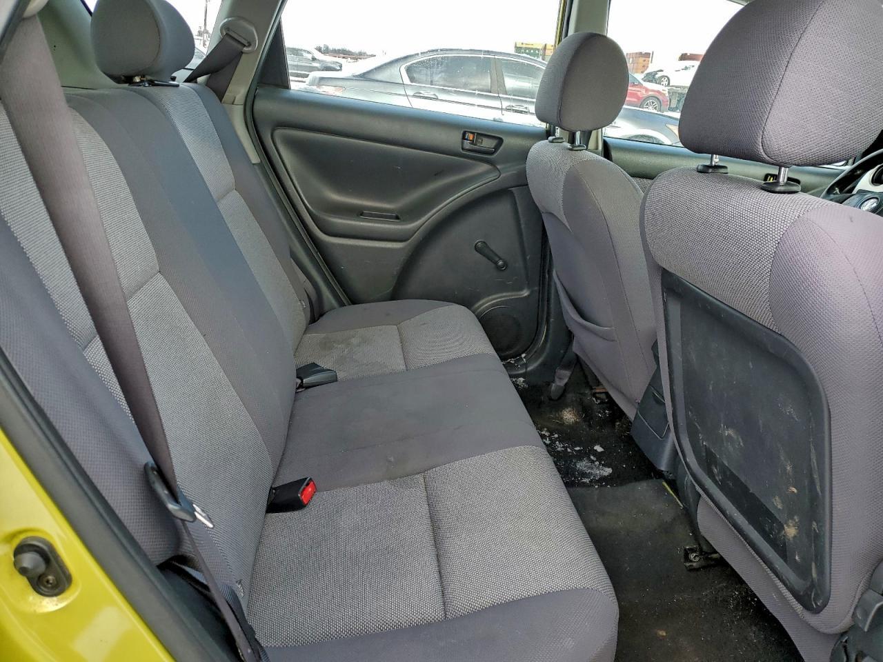 2003 PONTIAC VIBE