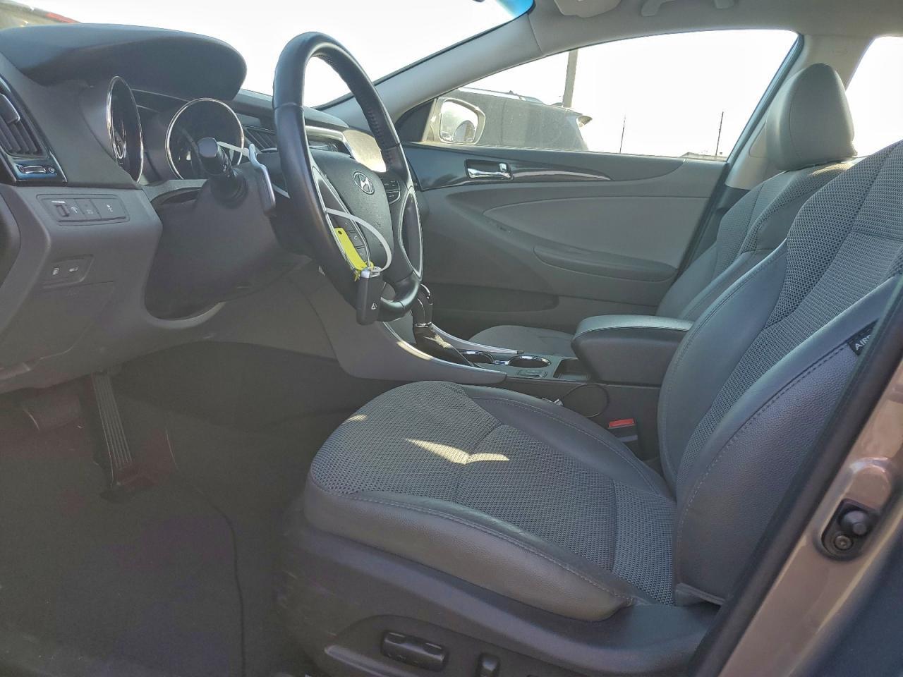 2014 HYUNDAI SONATA