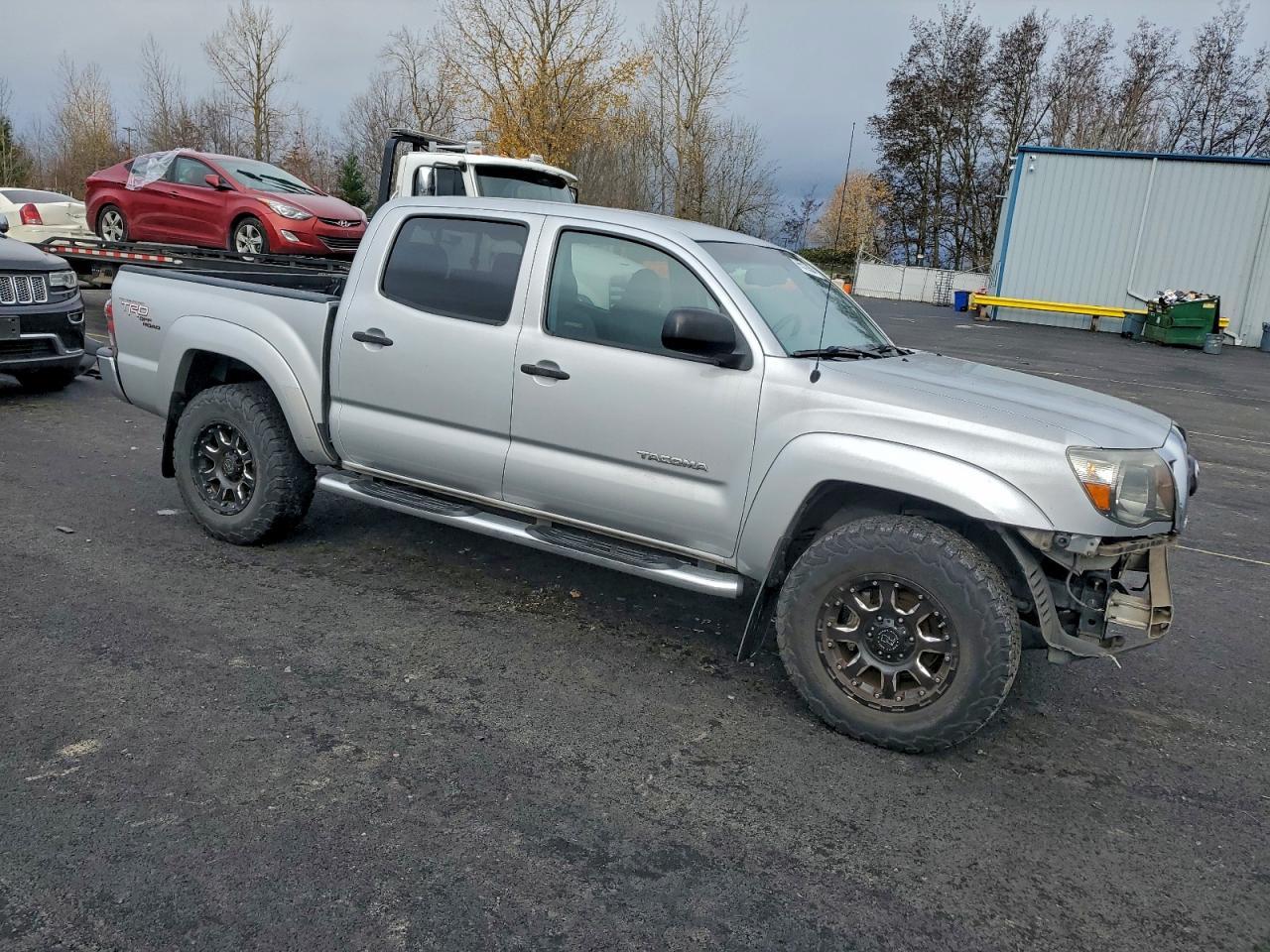 2011 TOYOTA TACOMA