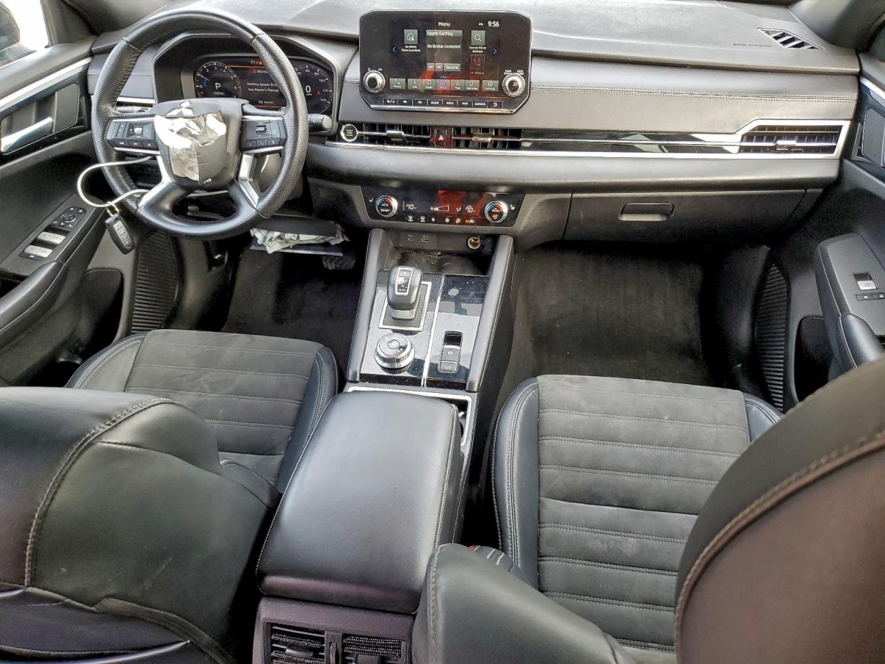 2023 MITSUBISHI outlander