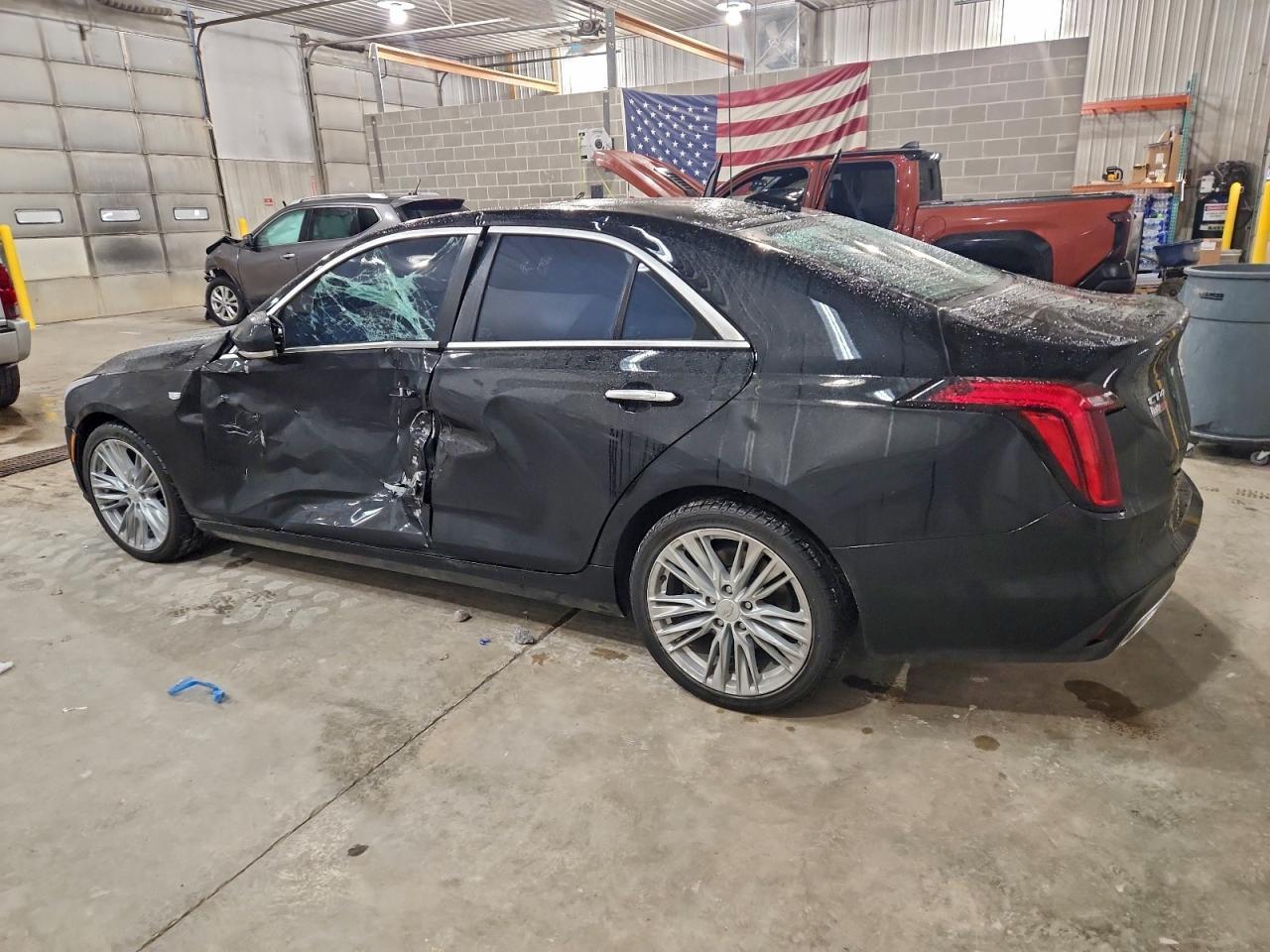 2023 CADILLAC CT4