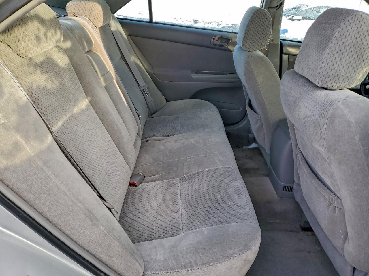 2004 TOYOTA CAMRY