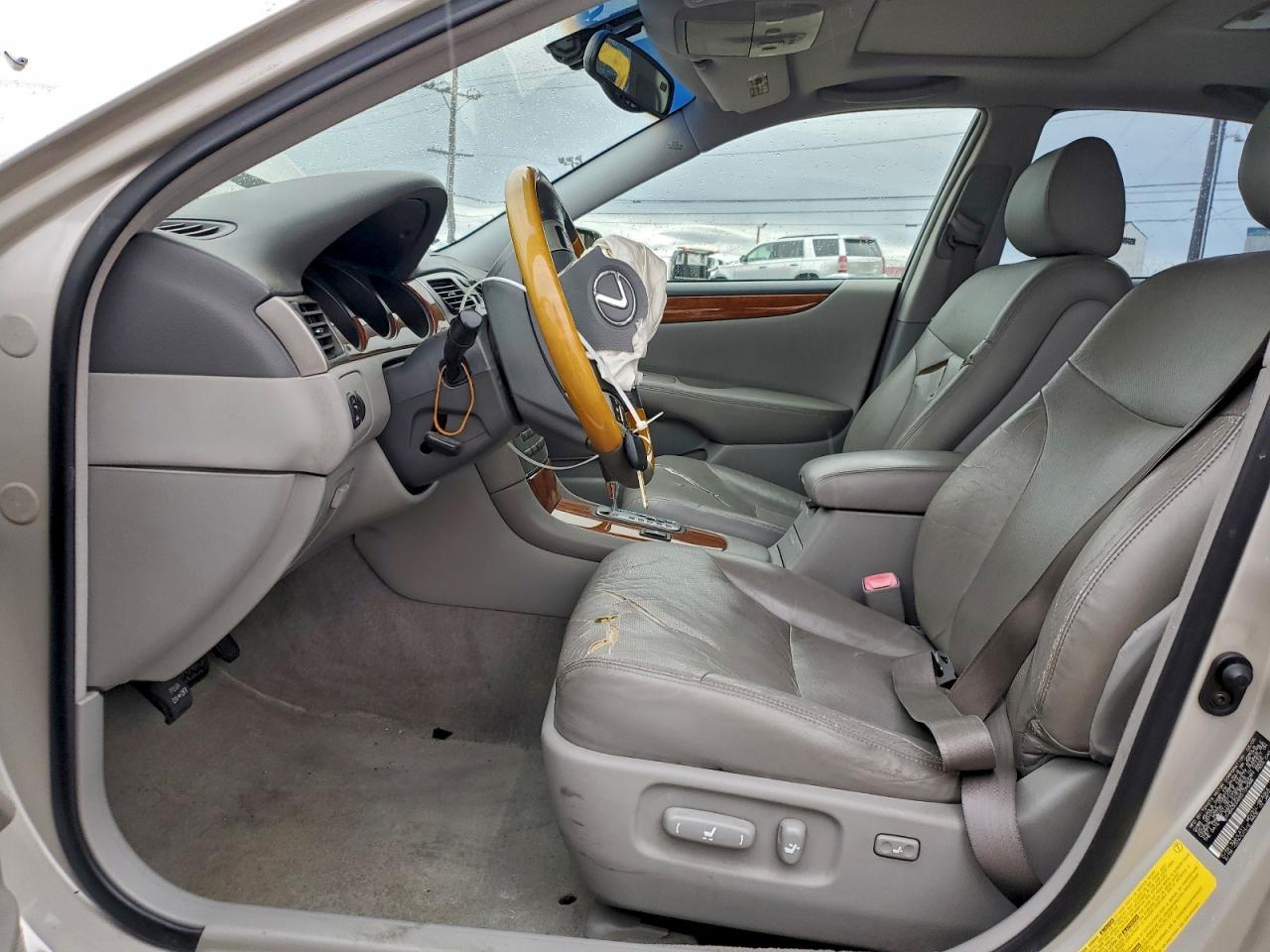 2005 LEXUS ES 330