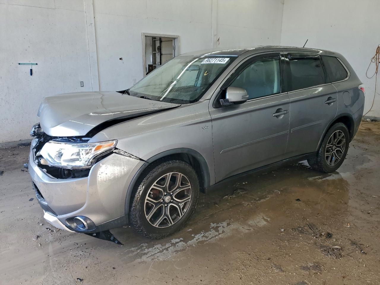 2015 MITSUBISHI outlander