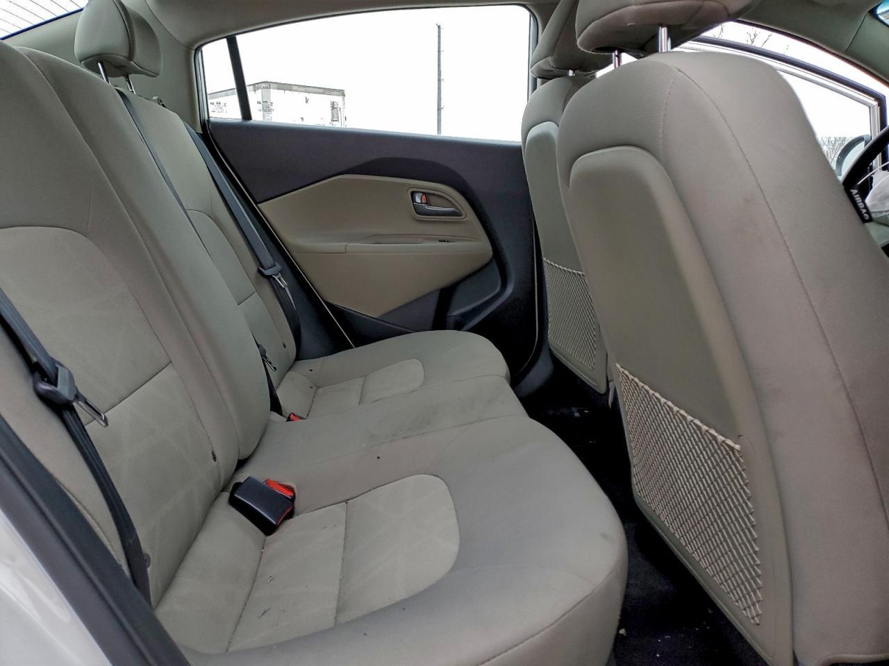 2016 KIA RIO