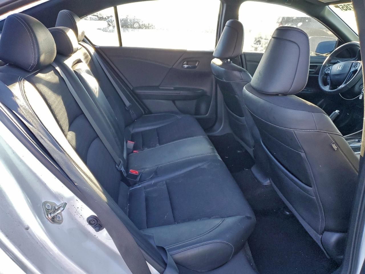 2016 HONDA ACCORD