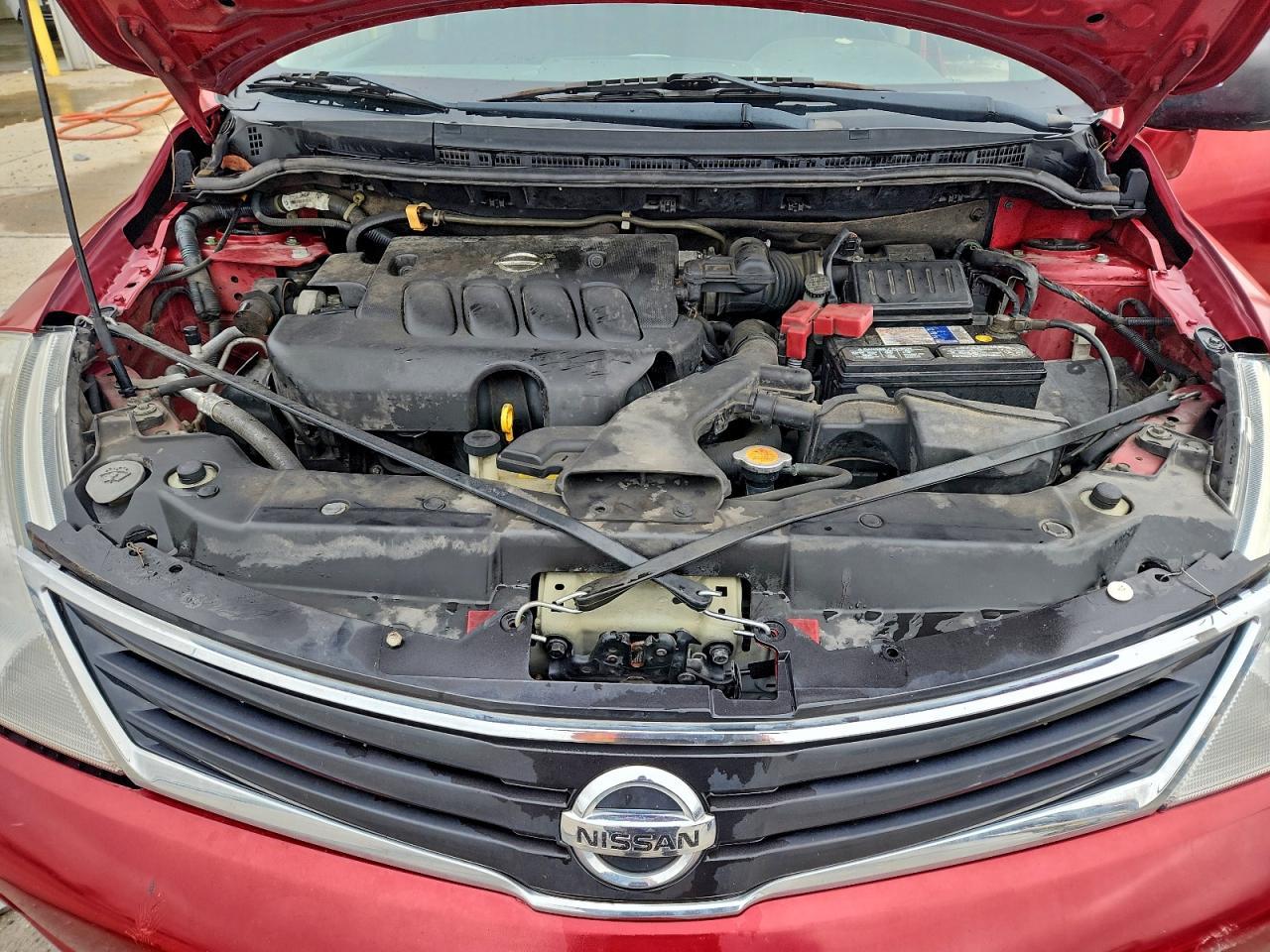 2011 NISSAN VERSA
