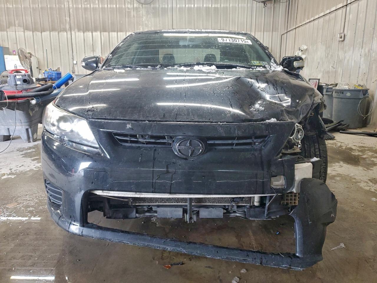 2011 TOYOTA SCION