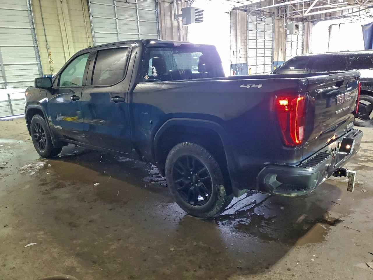 2023 GMC Sierra