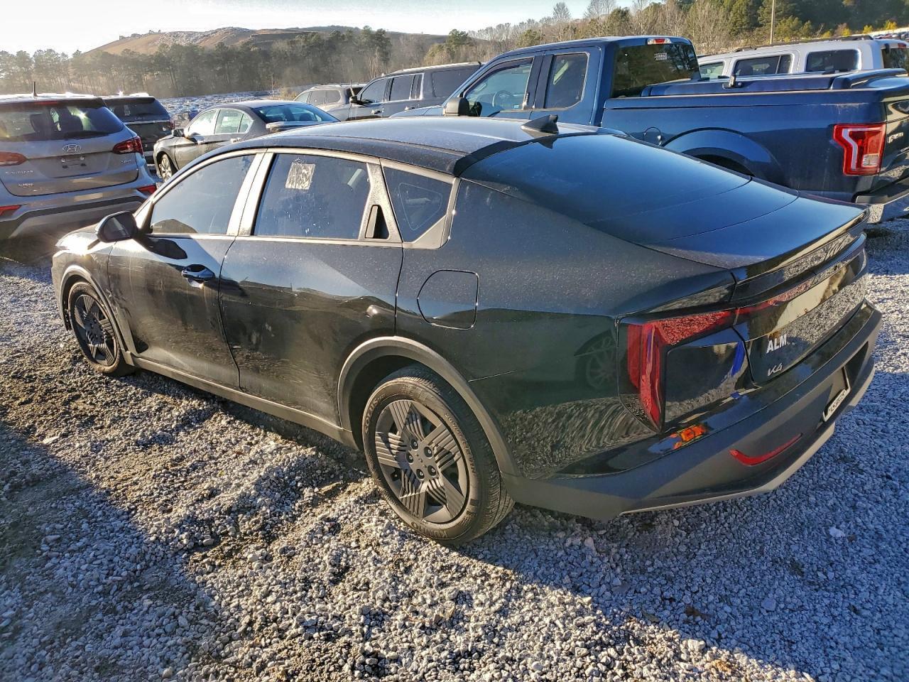 2025 KIA K4