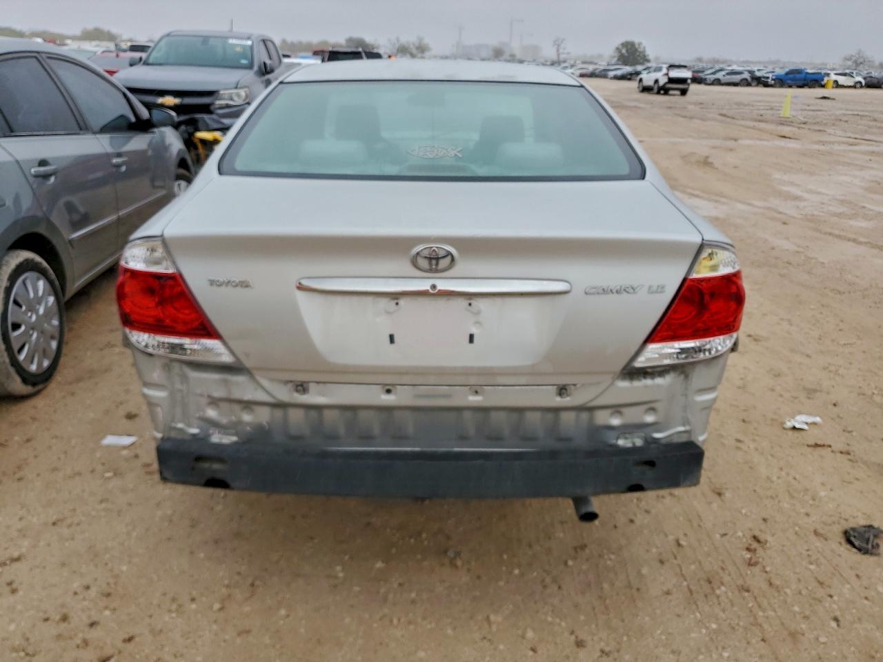 2005 TOYOTA CAMRY