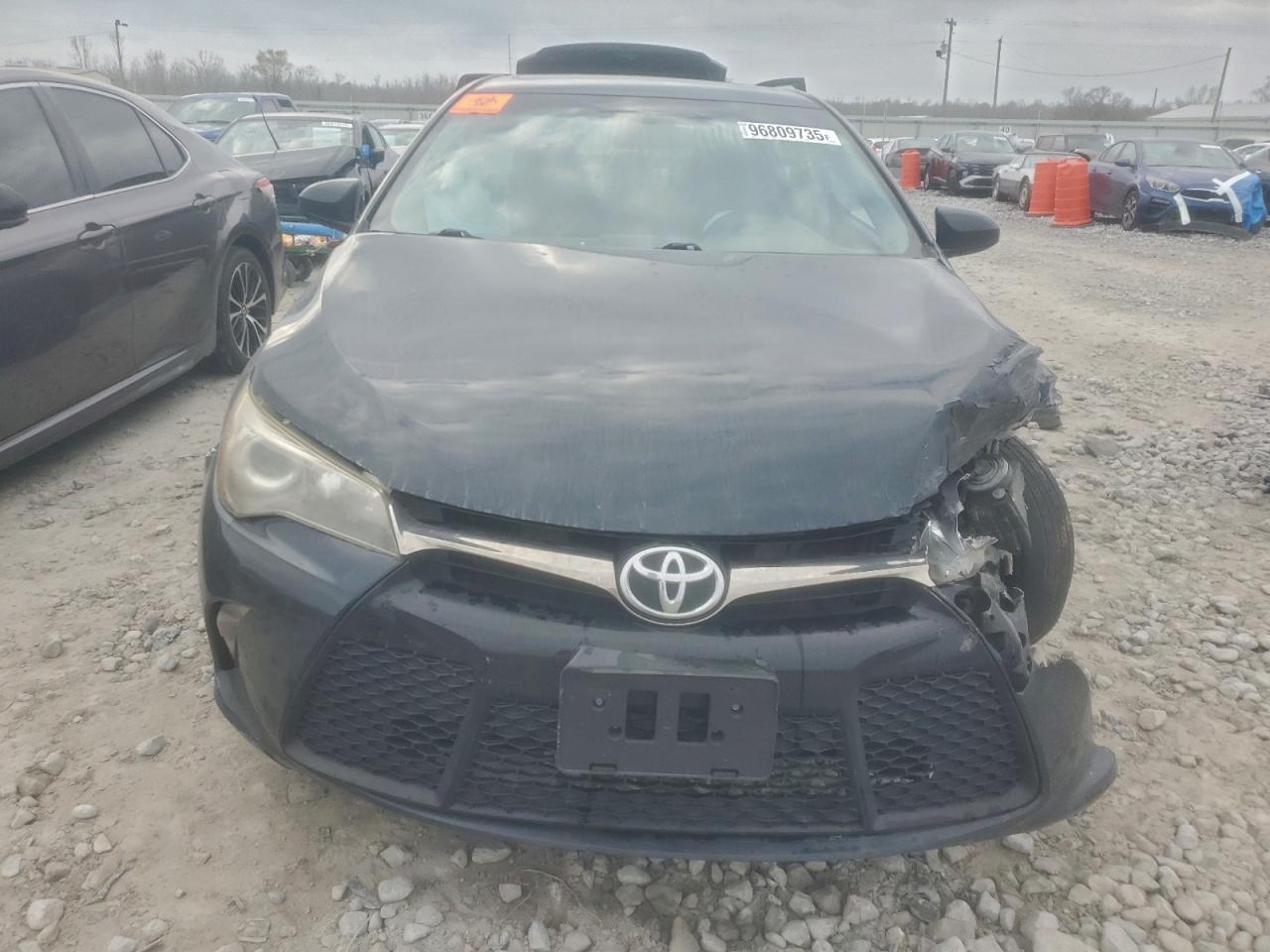 2016 TOYOTA CAMRY
