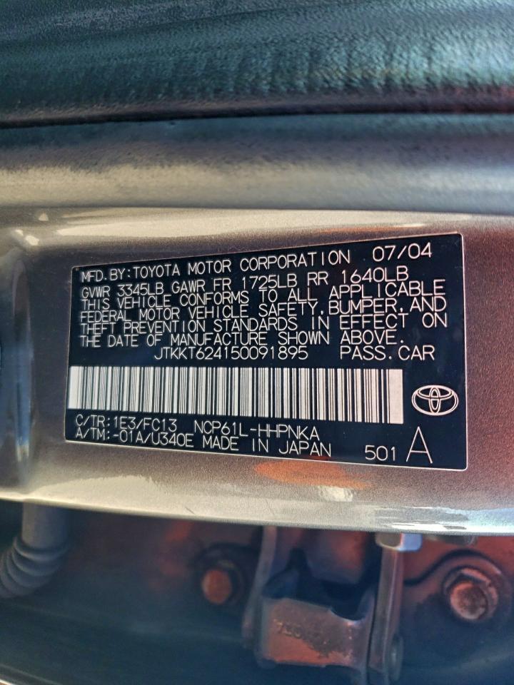 2005 TOYOTA SCION
