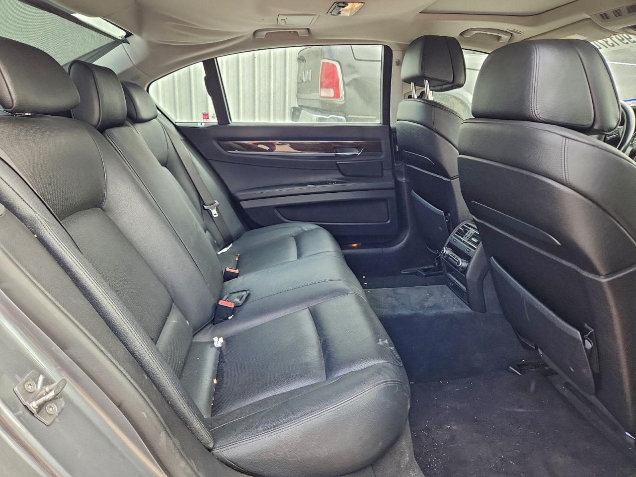 2012 BMW 7 series