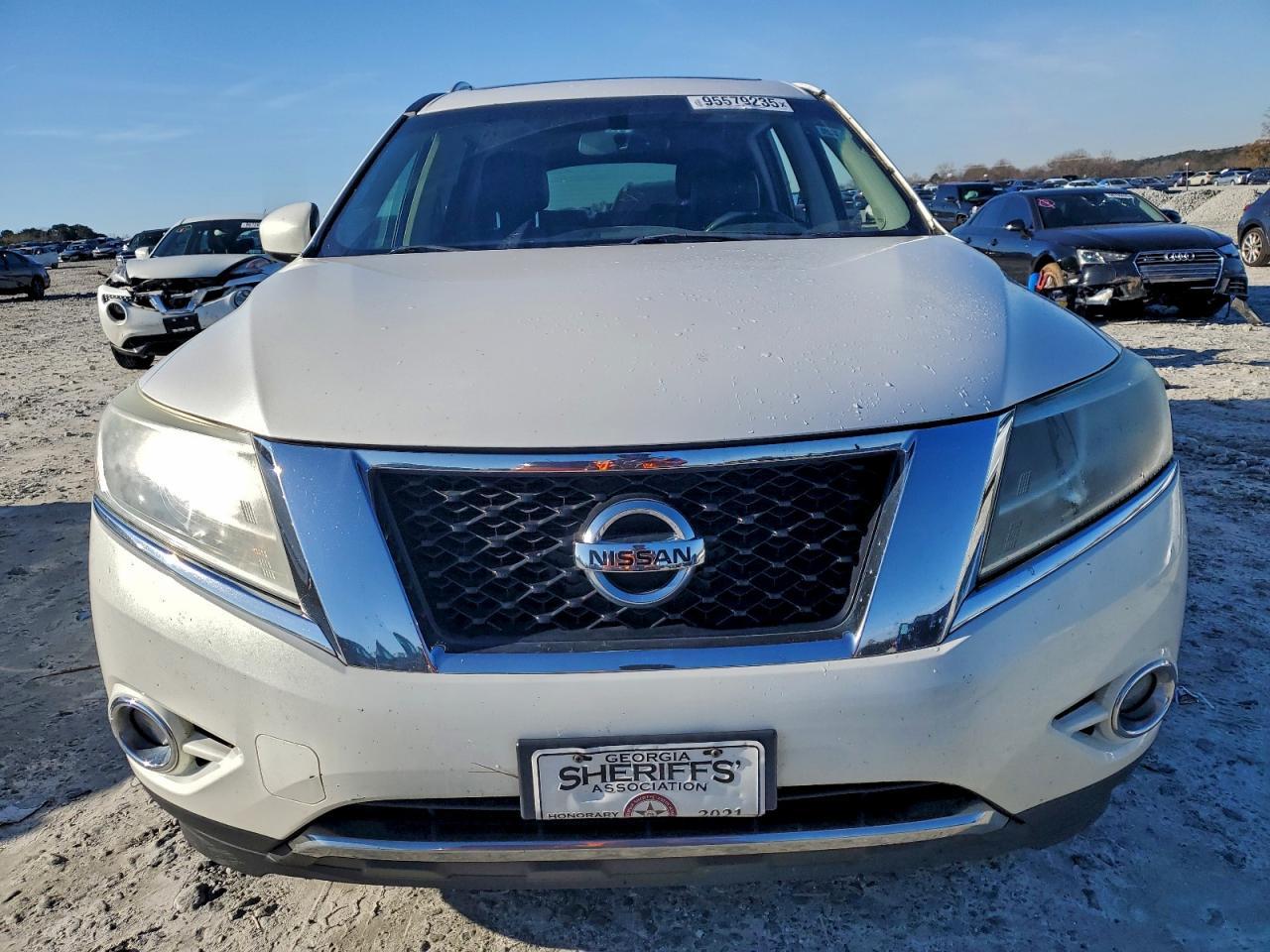 2013 NISSAN PATHFINDER