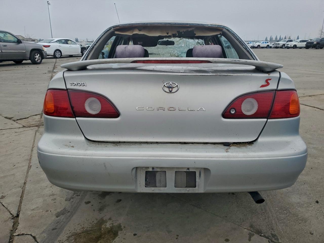 2002 TOYOTA COROLLA
