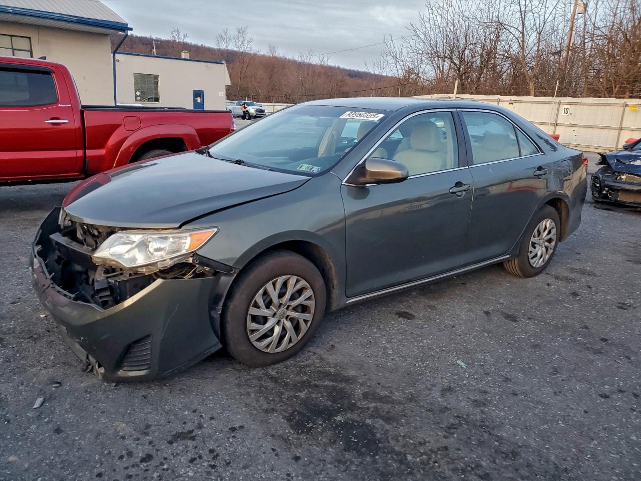 2013 TOYOTA CAMRY